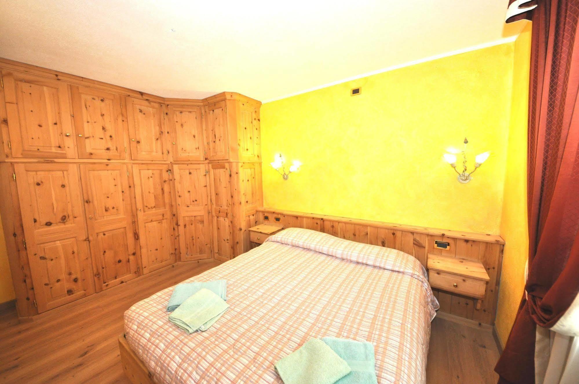 Alpen Royal Con Giardino E Raggiungibile Con Gli Sci Ai Piedi Aparthotel